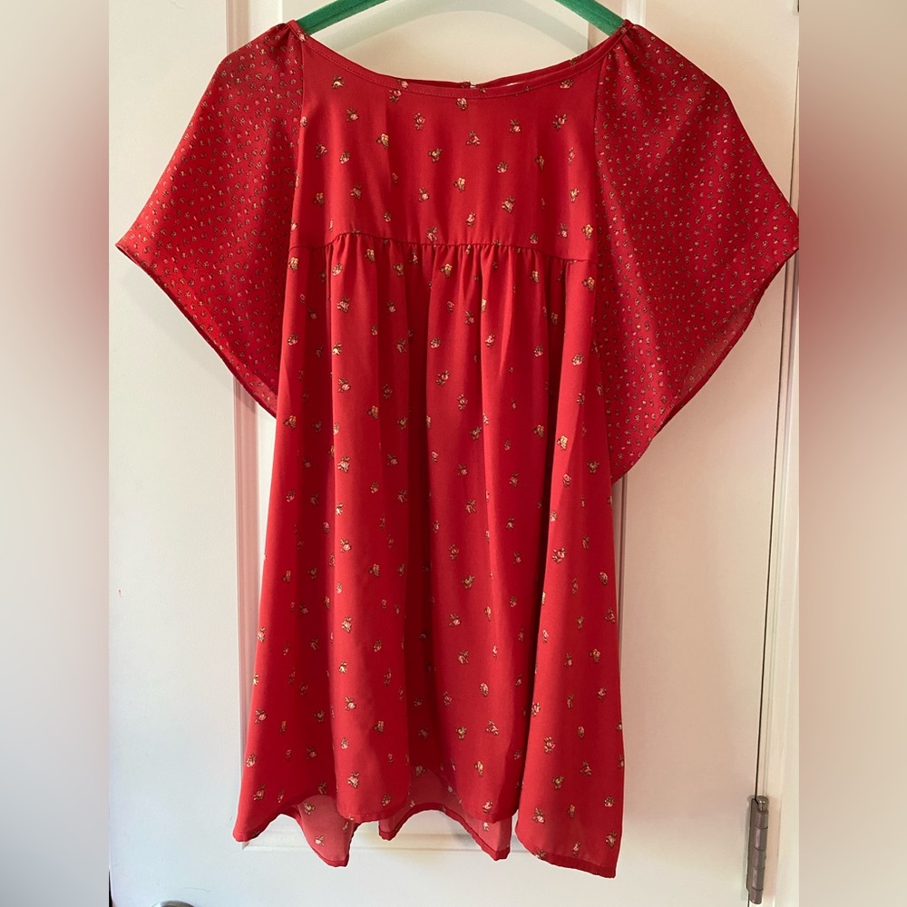 👚 Gap flutter sleeve floral top